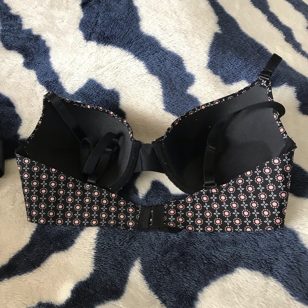 Bra - Picture 2 of 5